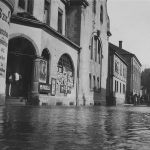 Hochwasser Gasthaus Sonne (1930er Jahre, StadtA HN)