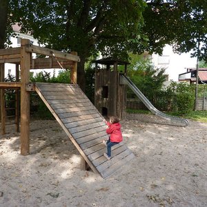 Spielplatz Richard-Wagner-Straße (2013, KB)