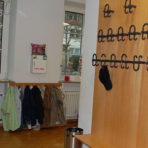 Garderobe (2013, EK)