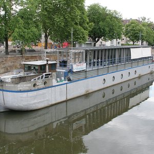 Theaterschiff am Neckar (Mai 2013, VN)