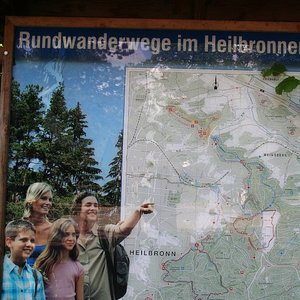 Infotafel Rundwanderwege (2013, UM)