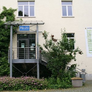 Polizeirevier (Juni 2014, UM)