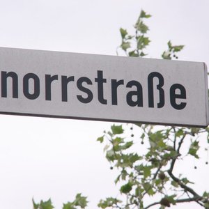 Straßenschild: Knorrstraße (2013, MSM)