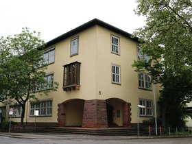 Das Schulgebäude an der Gartenstraße (Mai 2014, HMS)