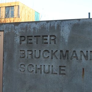 Schulschild (Jan. 2014, BK)