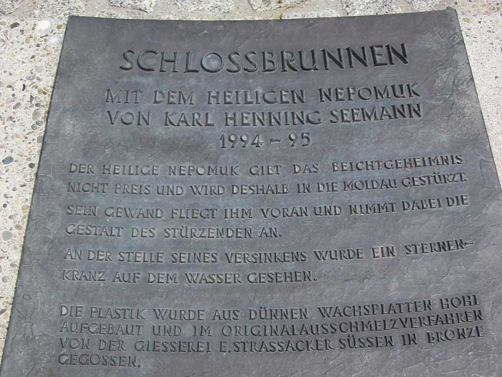 Tafel beim Nepomukbrunnen (Juni 2011, RSch)